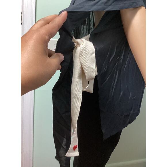 NICOBAR tranquil top with side tie closure heart embroidery - Picture 3 of 3